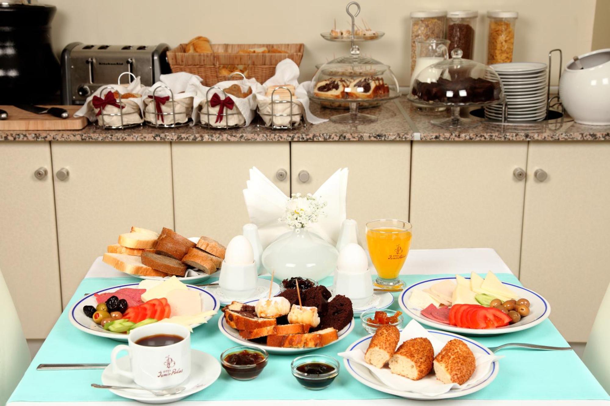 Izmir Palas Hotel Экстерьер фото